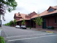 3 Trainstation outside 